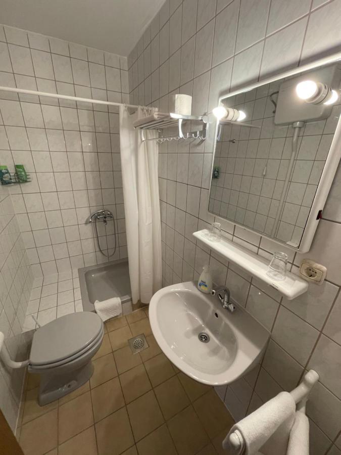 Hard Rock Rooms For Two Livno Exterior photo